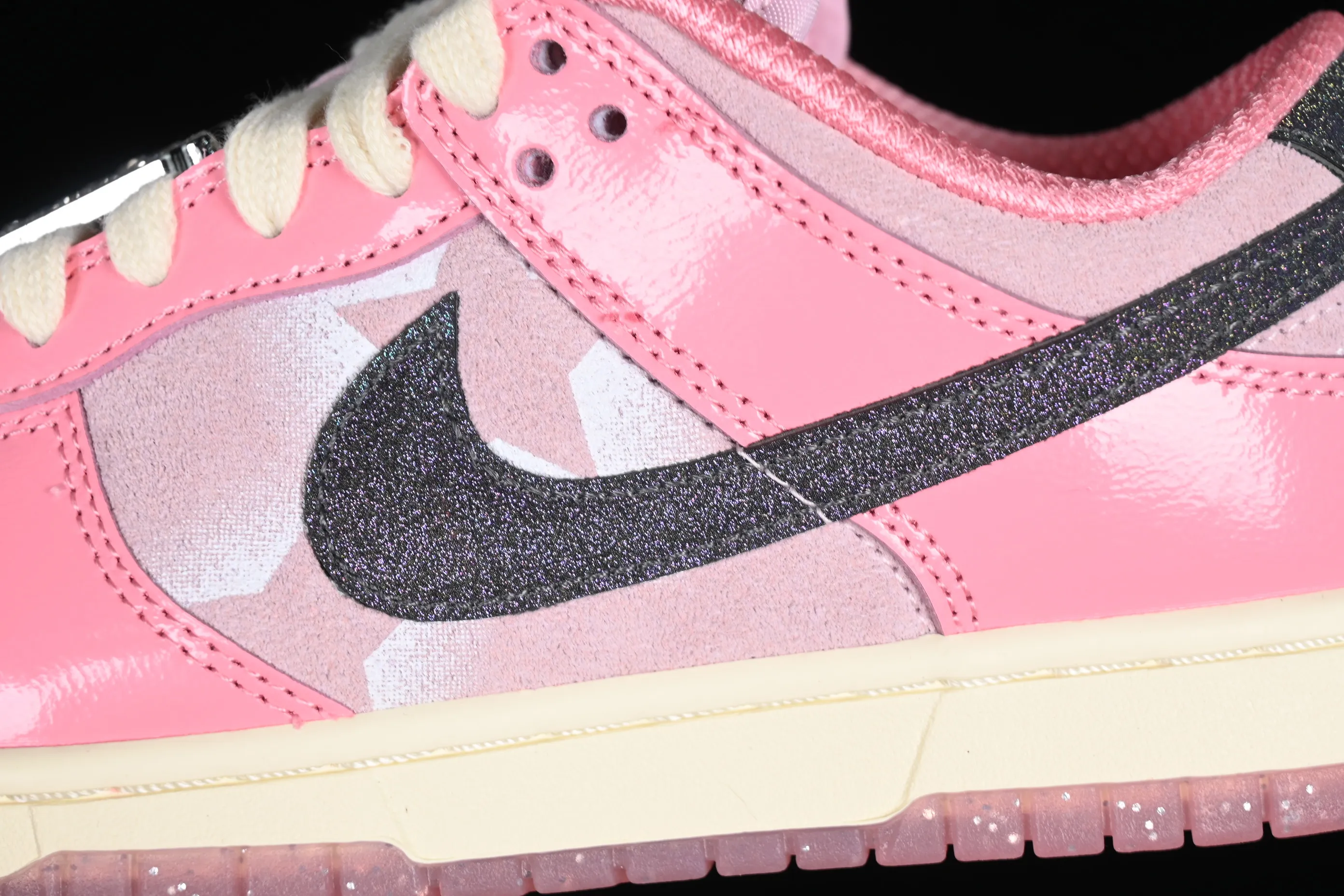 All categories Nk SB Dunk series Nk SB Dunk Low low-top sneakers C version Nk Dunk Low "Barbie" Barbie SB low-top sports and leisure sneakers FN8927-621